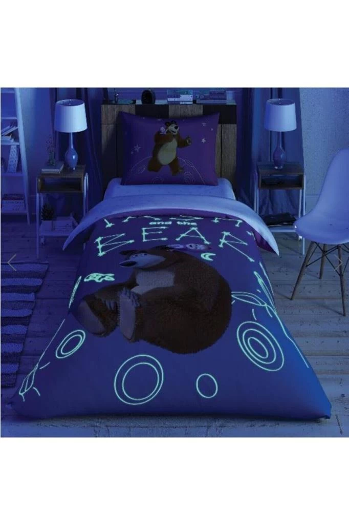 Taç Lisanslı Nevresim Takımı Masha And The Bear Galaxy Glow