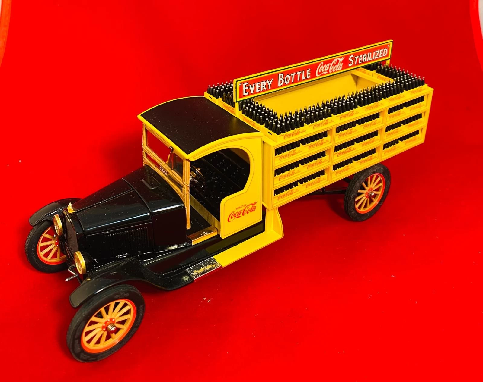 Danbury Mint 1/24 1928 Coca-cola Delivery Truck