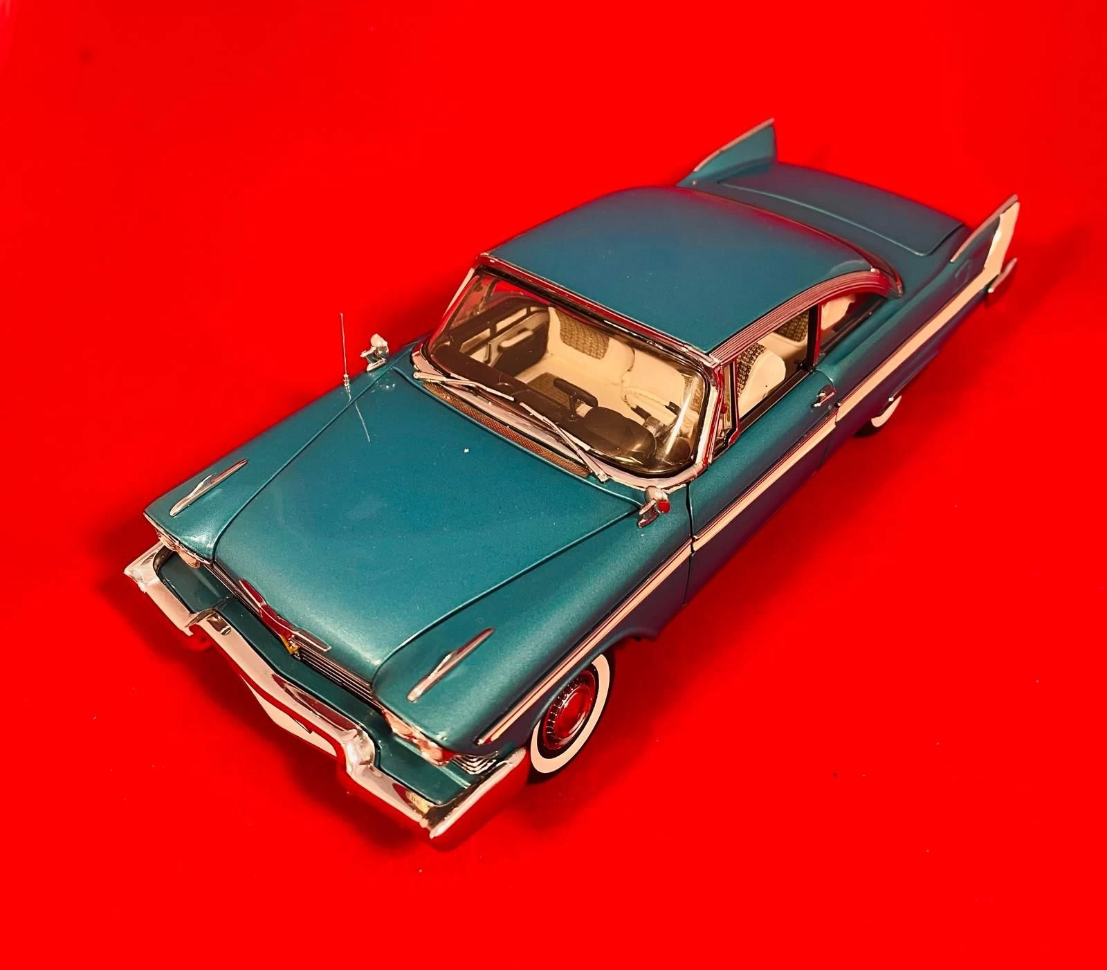Franklin Mint 1/24 1970 Plymouth Belvedere