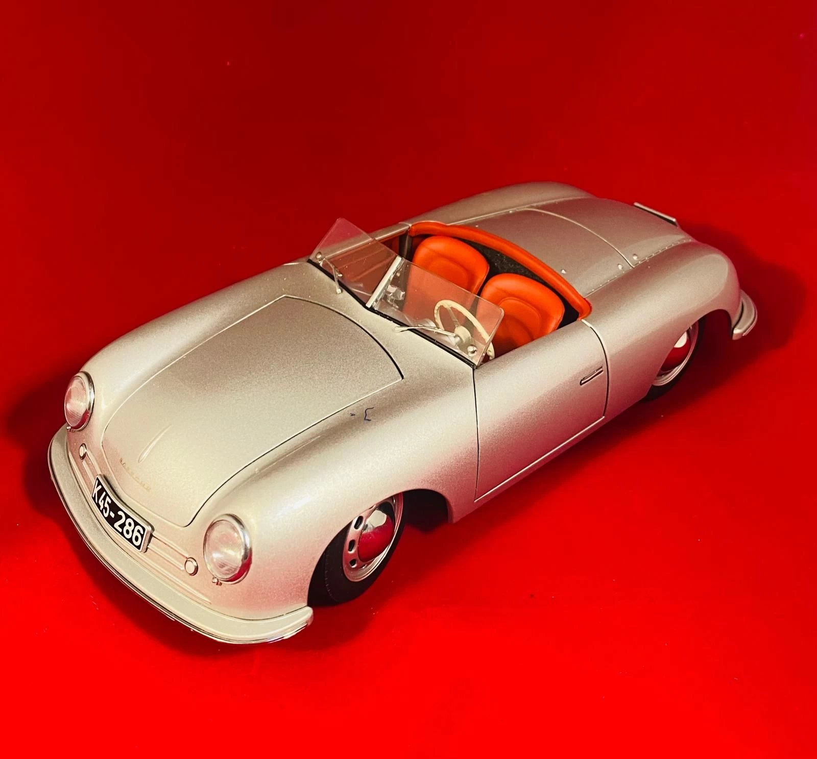 Autoart - Porsche - 356 Roadster 1948
