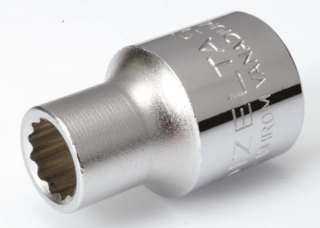 İzeltaş 1/2'' Lokma Anahtar Oniki Köşe 30mm